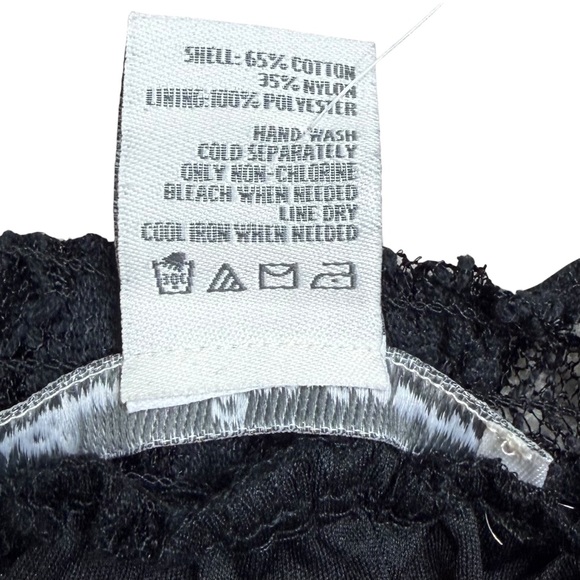 NWT American Rag Black Lace Overlay Off the Shoulder Long Sleeve Blouse - Small - Picture 10 of 16